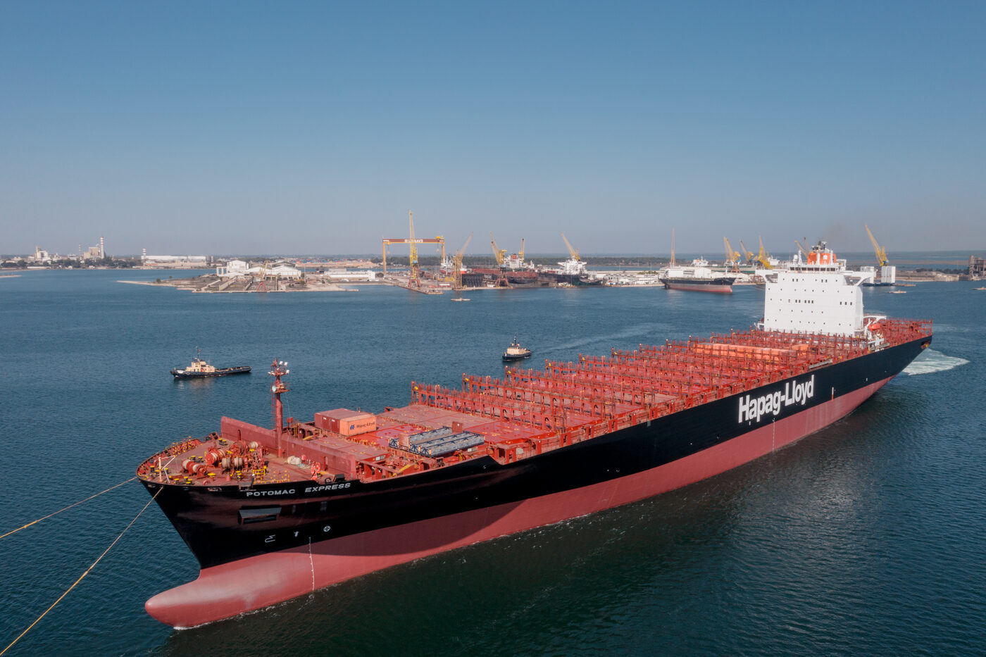 Vessel with the new bulbous bow freshly painted leaving the Lisnave dry dock, Setúbal